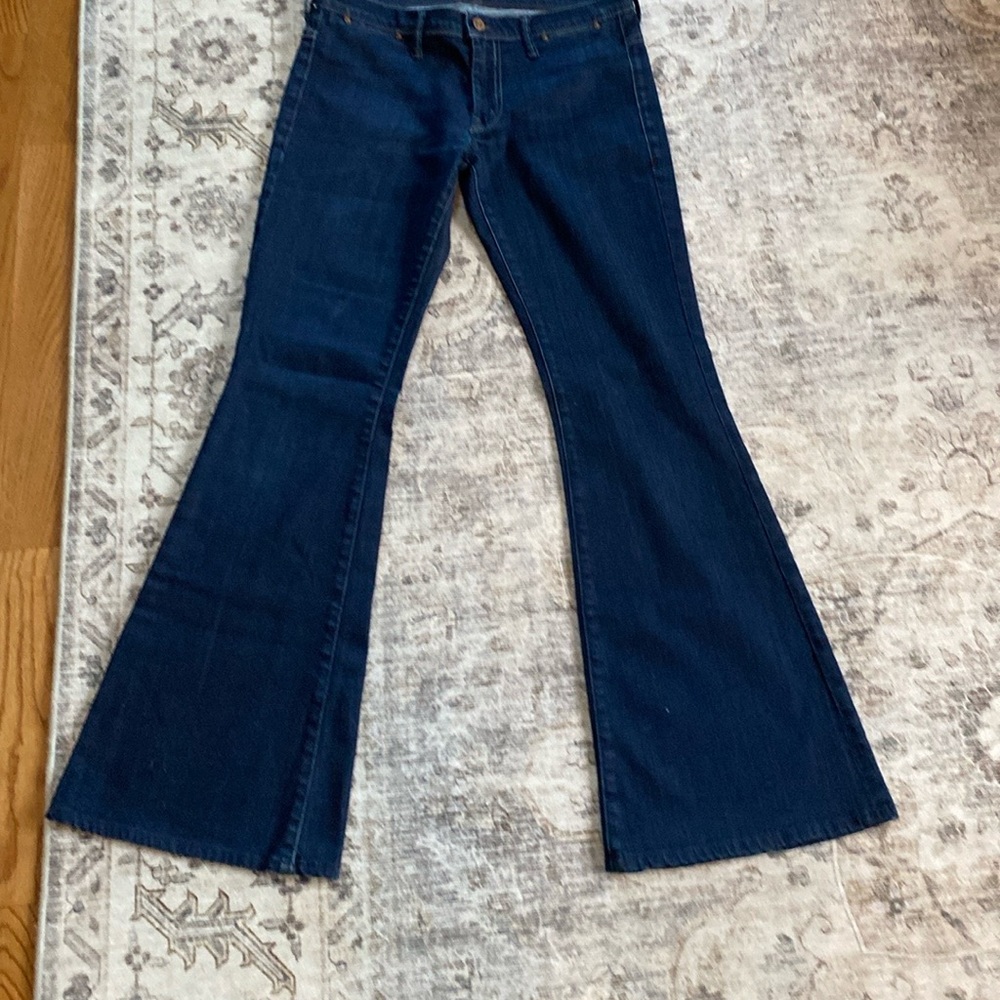 MOTHER Denim The Curfew Plain Jane & the Hot Shot Flare Leg Jeans